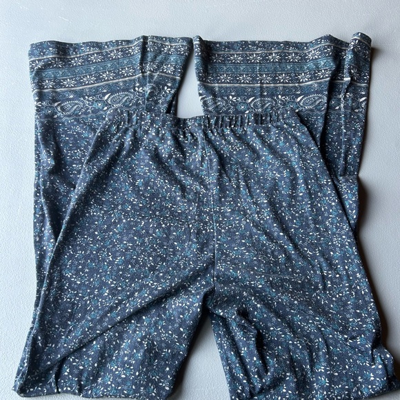 Natural Life Blue Floral Pants - Picture 8 of 9
